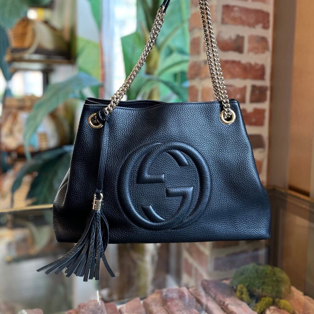 GUCCI Medium Soho Chain Black Pebbled Calfskin Leather Shoulder Bag